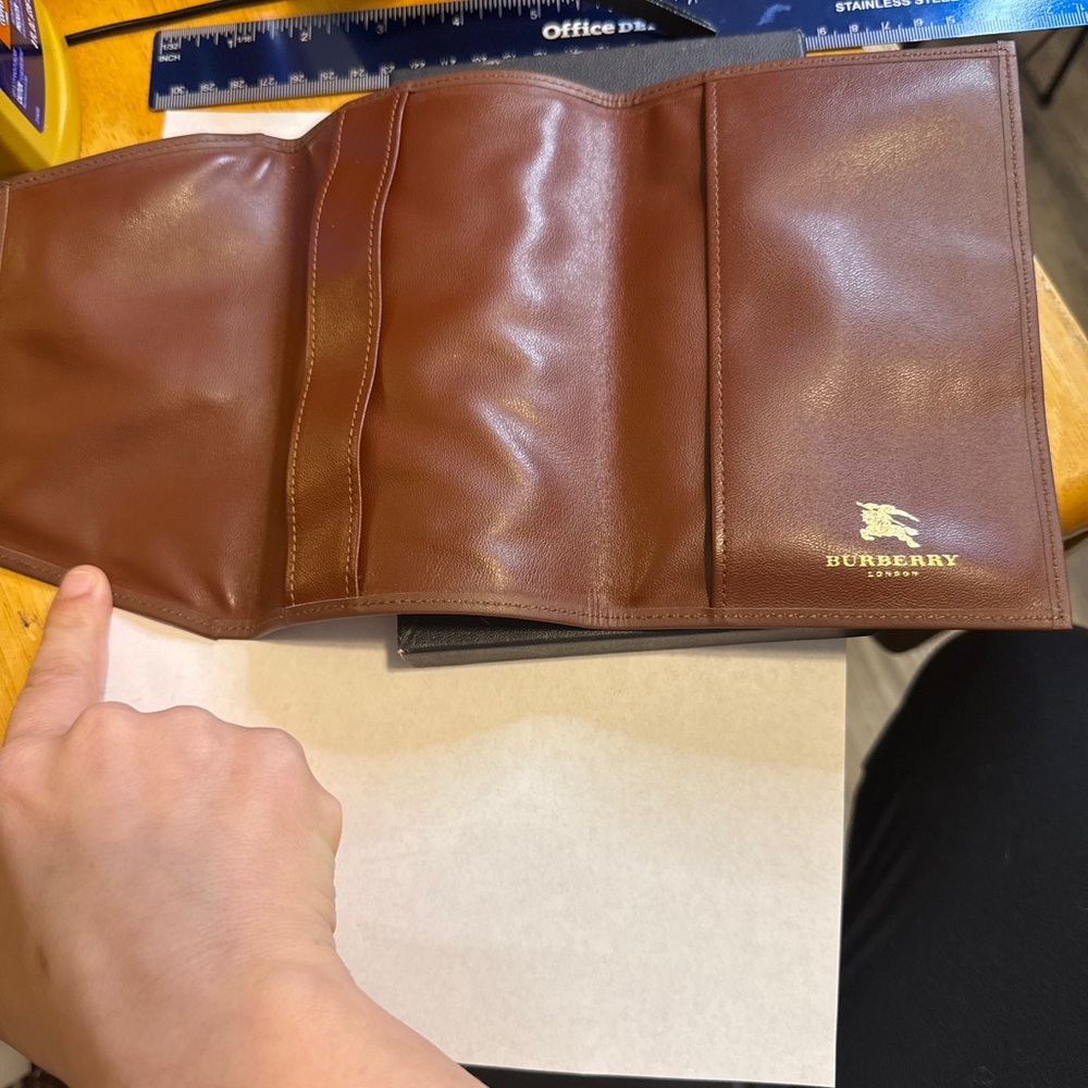 Burberry Beige Check Canvas passport holder with Brown Trim and Red Accent - Picture 2 of 4